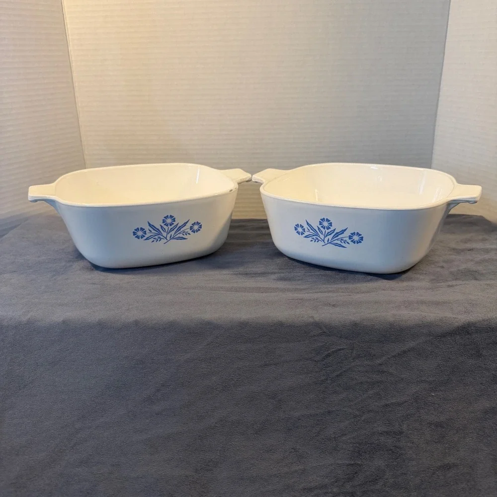 Corning Ware Blue Cornflower 1.5 Qt Casserole Dish Set 2 P-1 1/2-B Vintage USA